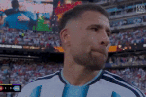 Sao Argentina chê bai Rodri