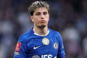Garnacho rời Chelsea