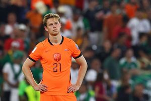 De Jong nghỉ thi đấu nửa năm?