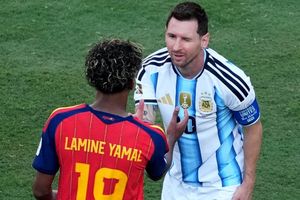 Lamine Yamal: Lời Messi đáng giá như chức vô địch World Cup