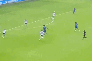 Zirkzee gây sốt trong trận thắng 5-0 của MU