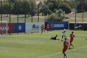 Inter Milan hủy diệt đối thủ 16 bàn không gỡ