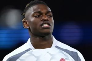 Barca tái kích hoạt thương vụ Rafael Leao: Rào cản 70 triệu euro từ AC Milan