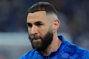 Benzema nổi loạn tại Saudi Arabia