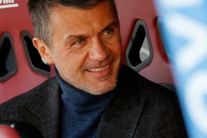 Maldini có thể rời tuyển Italy