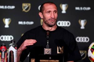 Lộ diện ứng viên thay Pirlo và Maldini
