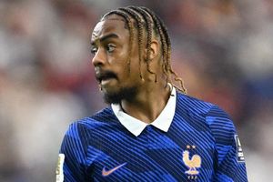 Tiền vệ 145 triệu bảng đồng ý đến Liverpool