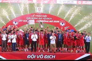 Khuất phục U17 Huế, U17 PVF đăng quang ngôi vô địch Giải U17 Quốc gia