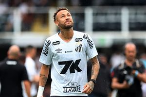 Neymar dọa hủy hợp đồng với Santos