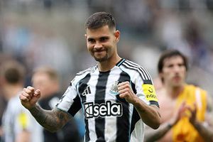 Arsenal kích nổ bom tấn Bruno Guimaraes 75 triệu bảng: Tuyên ngôn nâng tầm vị thế