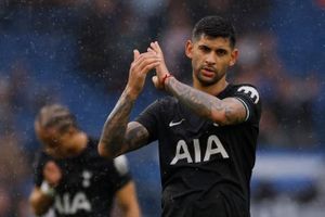Arsenal dự tính gây địa chấn với Romero