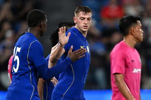 Chelsea thoát thua đội bóng mạnh nhất Malaysia