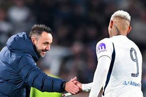 Tottenham nhắm Jean-Philippe Mateta giá 25 triệu bảng giải bài toán hàng công của HLV De Zerbi