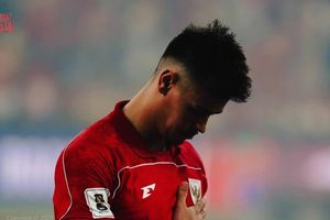 Trung vệ nhập tịch tuyển Indonesia bị 'giam cầm' tại Hà Lan, kêu gọi UEFA giải cứu