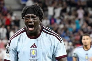 Thua trận Siêu Cúp, Aston Villa tìm thấy hai viên ngọc mới