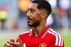 Youri Tielemans xin lỗi Aston Villa sau phát ngôn gây tranh cãi