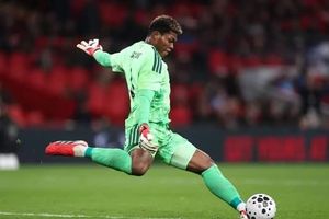 PSG rút lui khỏi thương vụ 35 triệu bảng