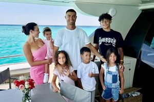 Ronaldo tiết lộ sẽ giải nghệ vào cuối mùa giải 2026/27