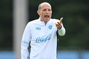HLV Allegri khởi đầu kỷ nguyên mới cùng Napoli ở trận ra quân Serie A gặp chủ nhà Genoa