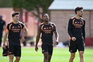Arsenal và bài toán bảo vệ ngôi vương Premier League