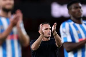 Coventry nhận thất bại 0-3 trước Arsenal: Thử thách khốc liệt ngày trở lại Ngoại hạng Anh