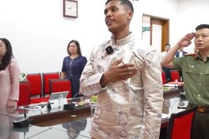 Trung vệ Nguyễn Adou Leygley Minh có quốc tịch Việt Nam