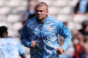 Man City 0-0 Bournemouth: Haaland trình làng kiểu tóc mới