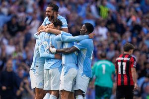 Man City ngược dòng ngoạn mục ở vòng 1 giải Ngoại hạng Anh