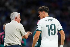 Real Madrid hạ gục Espanyol 2-1: Nước cờ thay người tài tình mang đậm dấu ấn Jose Mourinho