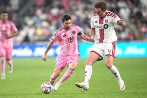 Messi ghi bàn, Inter Miami vẫn chìm sâu