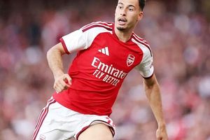 Thương vụ Martinelli mang về khoản tiền kỷ lục, Arsenal dồn lực 'chốt' Julian Alvarez