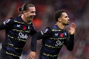 Tin chuyển nhượng 28.8: Grealish trở thành 'chìa khóa' của Man City