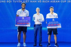 Xuân Son và Văn Vĩ được thưởng 'nội bộ' 1 tỷ đồng