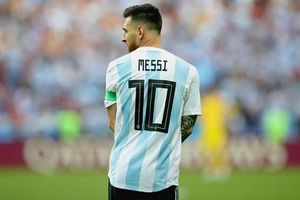 Vì sao FIFA không cho Argentina 'treo' vĩnh viễn áo số 10 của Lionel Messi