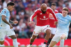 Kết quả bóng đá hôm nay 14/9: Man City thắng tranh cãi MU
