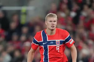 Erling Haaland bị rút khỏi họp báo sau phán quyết chấn động của Man City