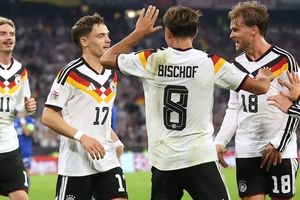 Đức bùng nổ trước Serbia, Klopp cuối cùng cũng có chiến thắng đầu tay