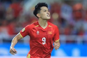 Đội tuyển Việt Nam thắng Pakistan 4-2: Đình Bắc tạo khác biệt
