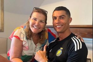Mẹ Ronaldo chỉ trích người Bồ Đào Nha vô ơn với con trai
