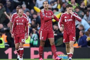 Mất người tai hại, Liverpool thua trắng Man City ở vòng 6 Ngoại hạng Anh