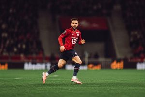 Đông Nam Á có cầu thủ đầu tiên ra sân ở Champions League