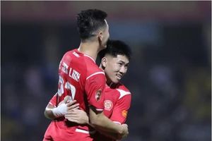 Tiến Linh sắp chạm mốc 100 bàn thắng