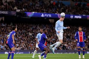 Haaland lập kỷ lục, Man City vẫn thua đau PSG trên sân nhà