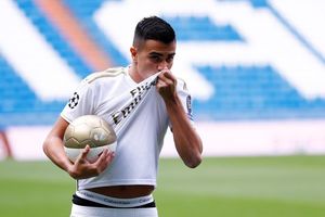 Real Madrid chi 30 triệu euro cho cầu thủ chưa từng ra sân