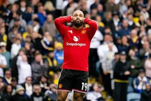 Man United thắng ít nhất sau 40 năm