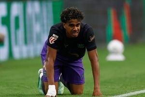 PSG tuyên bố không sợ Lamine Yamal