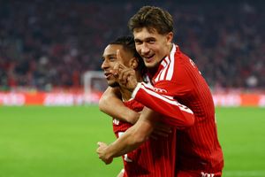 Bayern hủy diệt đối thủ với tỷ số 6-1