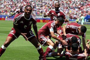 Qatar giành điểm số lịch sử trước Thụy Sĩ