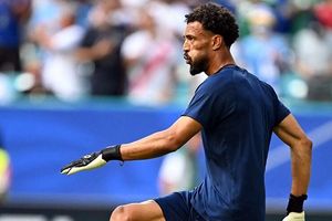 Thủ môn Cape Verde tiếp tục gây sốt World Cup, đã có đội V-League nào chốt đơn?