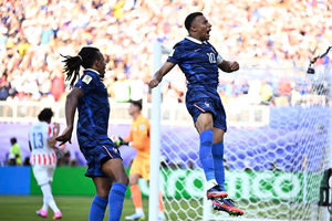World Cup 2026: Pháp cởi bỏ bộ vest lịch lãm